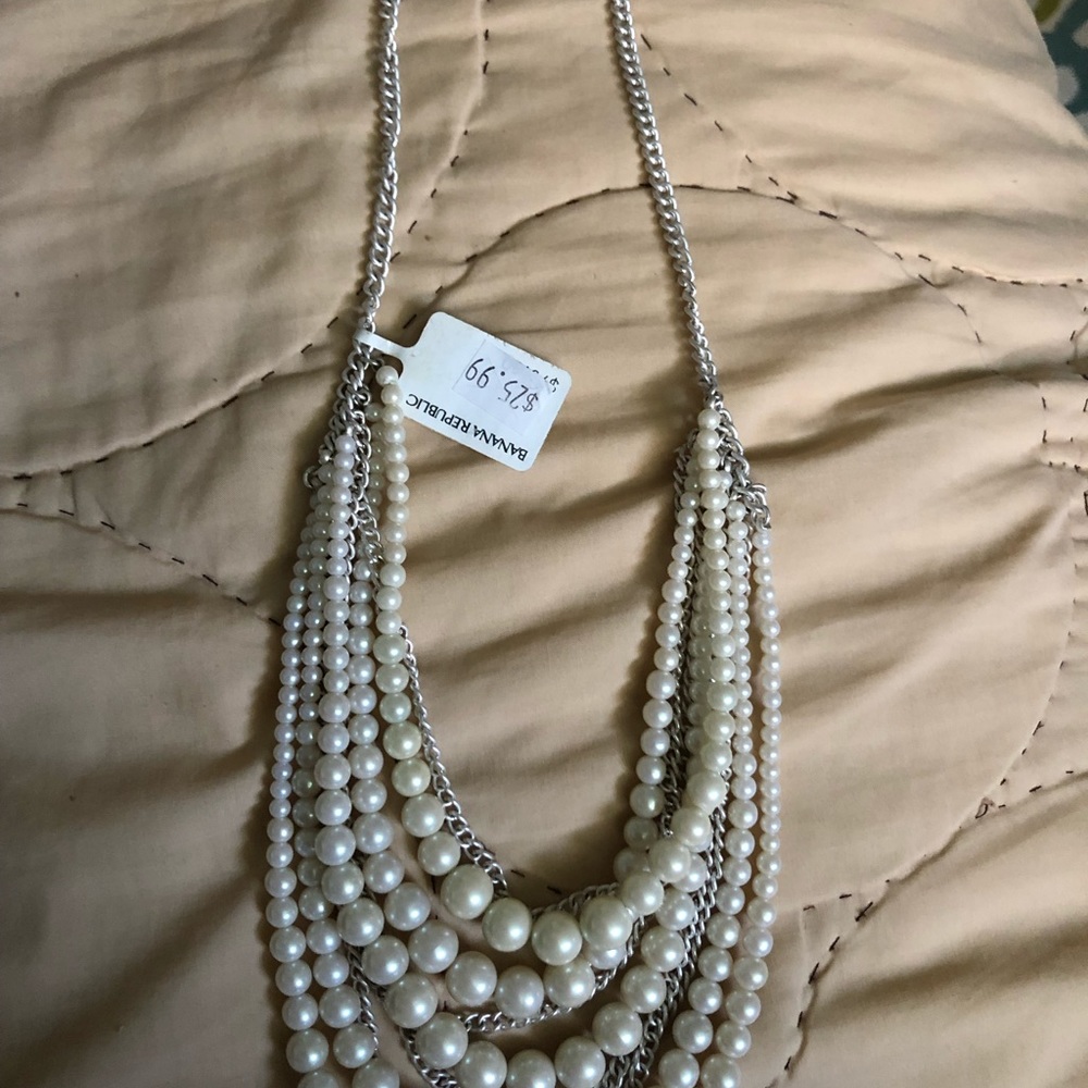 Banana Republic necklace